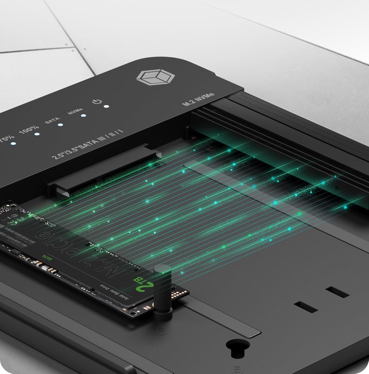 Test ICY BOX Station de clonage et Lecteur de disques durs HDDM.2 NVMe SSD USB 3.2 Gen 2 - Tests de Performance et Fonctionnalités