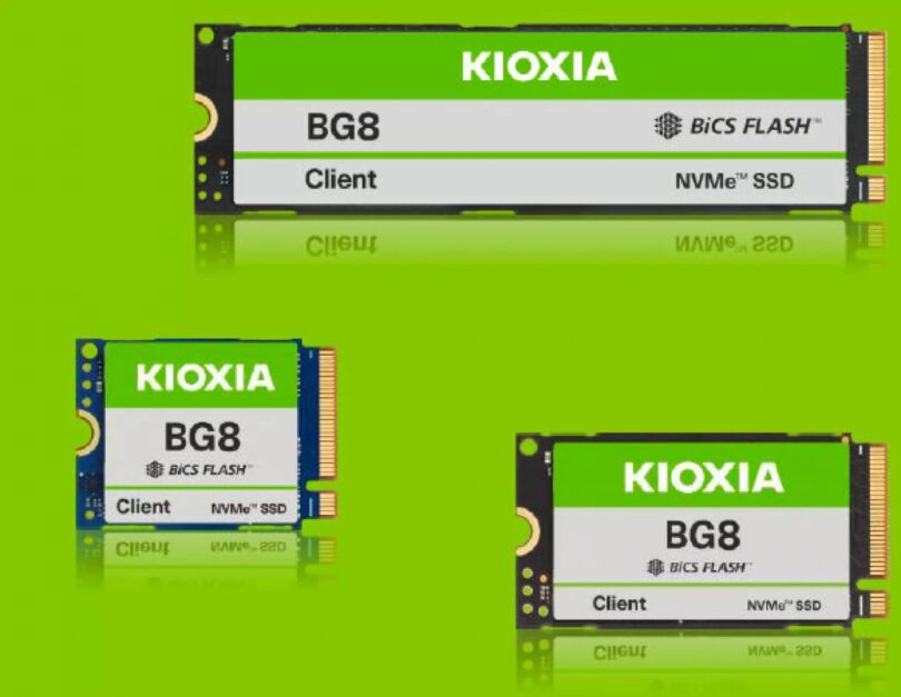 Présentation de la gamme de SSD Kioxia BG8 PCIe Gen5 en différents formats M.2 (2230 et 2280), affichant les étiquettes vertes distinctives et la technologie BiCS FLASH.