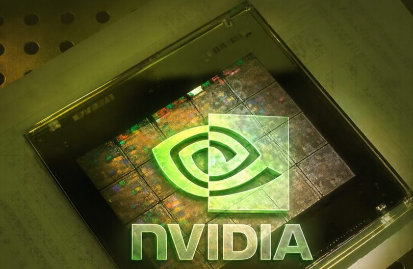 Vue rapprochée d'un die de processeur NVIDIA haute performance sous un éclairage vert, illustrant la nouvelle architecture ARM N1X prévue pour 2026.