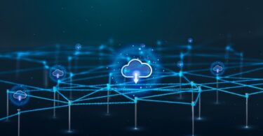 Graphique conceptuel d'un réseau de cloud privé interconnecté avec des icônes de téléchargement et de synchronisation de données, illustrant l'infrastructure VMware Cloud Foundation pour l'IA d'entreprise.